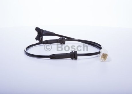 Датчик ШВИДК.ОБЕРТ.КОЛЕСА BOSCH 0 986 594 559