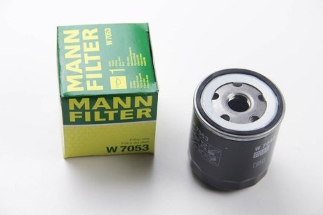 Фільтр масляний -FILTER MANN W 7053