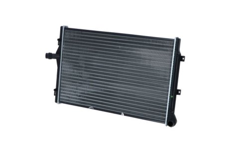 Радиатор охлаждения VW Caddy III 1.6/2.0TDI 10- (AT/+/- AC) NRF 53425A